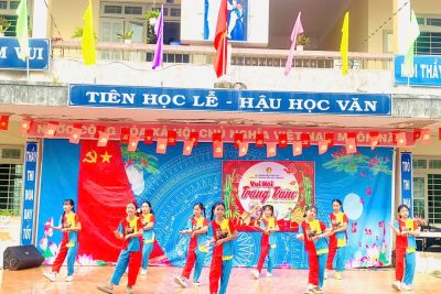 Tiểu học Tịnh Bắc chào đón Tết Trung thu